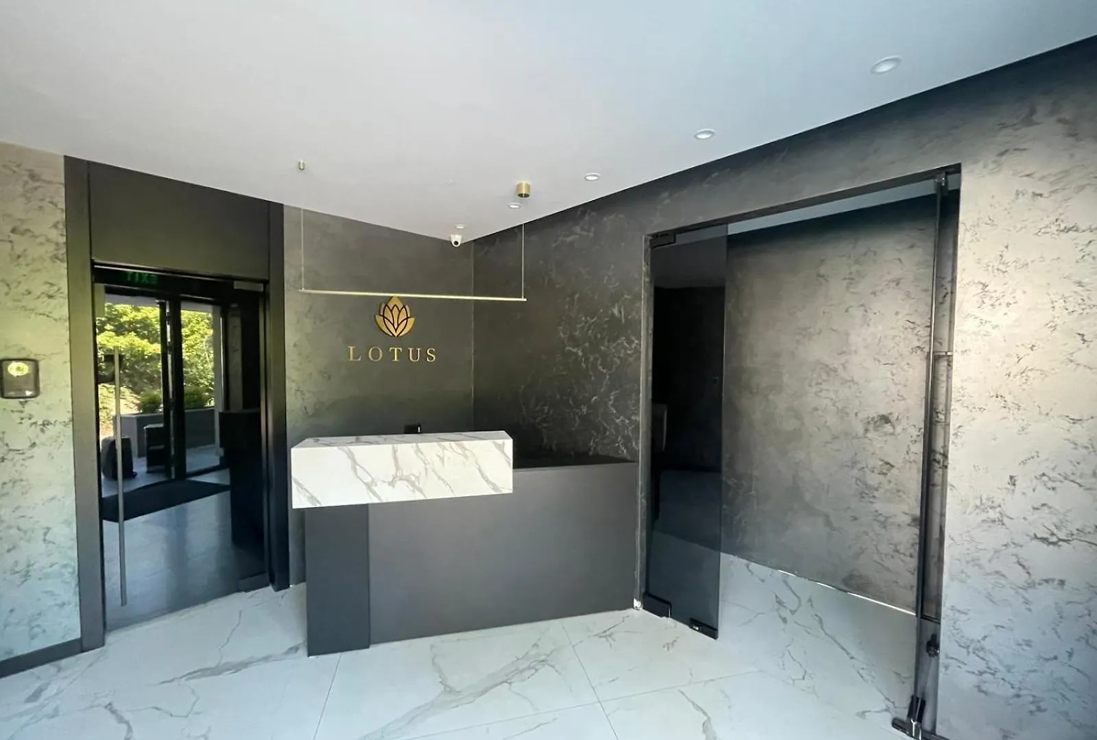 Lotus Luxury Rooms Varna