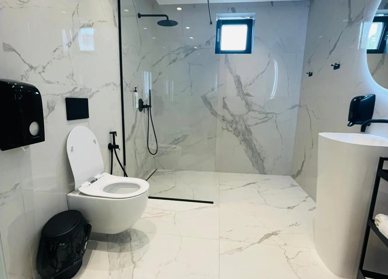 Hotel Lotus Luxury Rooms Varna